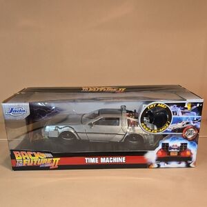 Jada 1/24 Scale 31468 Back To The Future Pt2 Delorean Time Machine